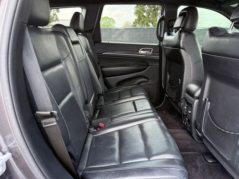 Used 2016 Jeep Grand Cherokee Limited w/ Luxury Group II image 20