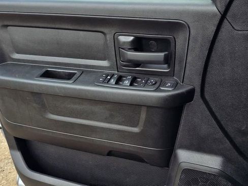 Used 2024 RAM 3500 Tradesman w/ Chrome Appearance Group image 23