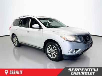 Used 2014 Nissan Pathfinder SV w/ Trailer Tow Package