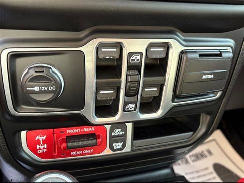 Used 2020 Jeep Gladiator Rubicon image 41