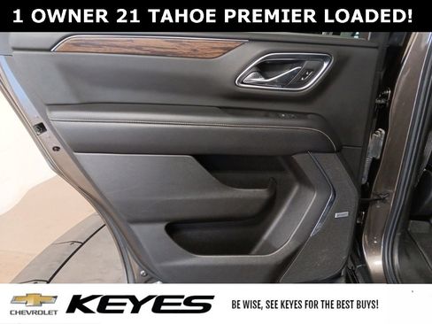 Used 2021 Chevrolet Tahoe Premier w/ Premium Package image 17