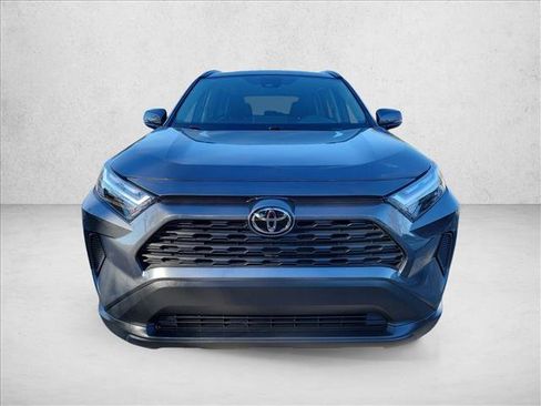 Used 2025 Toyota RAV4 XLE image 2
