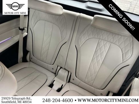 Used 2021 BMW X7 M50i w/ Executive Package image 16