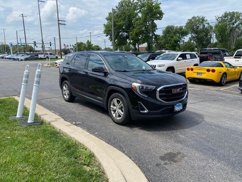Used 2020 GMC Terrain SLE FWD image 3