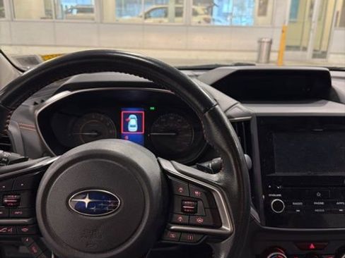 Used 2021 Subaru Crosstrek 2.0i Premium w/ Moonroof Package image 6