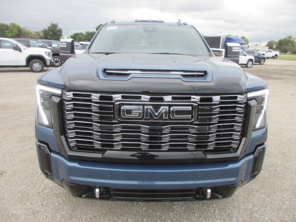 New 2026 GMC Sierra 3500 Denali Ultimate AWD/4WD image 12
