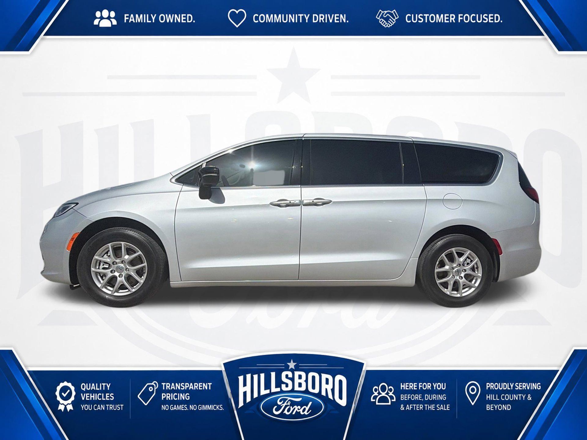 Used 2024 Chrysler Pacifica Touring-L FWD image 9