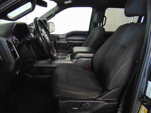 Used 2017 Ford F150 XLT w/ Equipment Group 302A Luxury AWD/4WD image 9