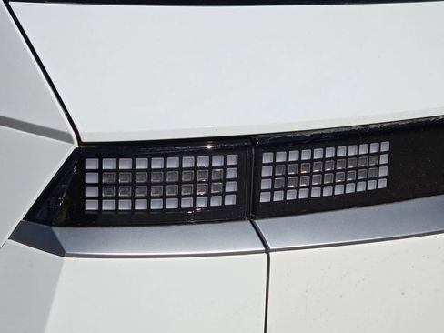 Certified 2026 Hyundai Ioniq 5 SE image 32