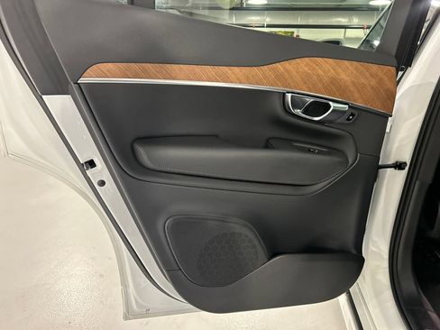 Used 2023 Volvo XC90 B6 Plus w/ Protection Package Premier AWD/4WD image 22