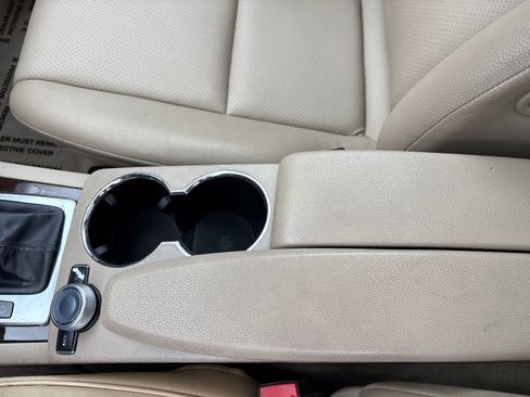 Used 2011 Mercedes-Benz GLK 350 4MATIC image 26