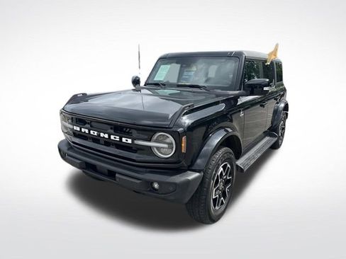 Certified 2025 Ford Bronco Outer Banks AWD/4WD image 3