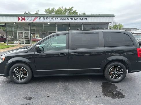 Used 2019 Dodge Grand Caravan GT FWD image 8