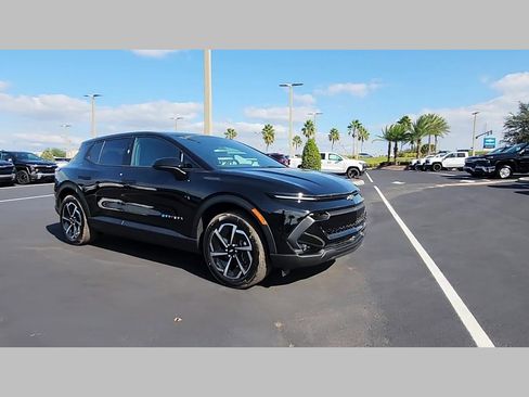 New 2026 Chevrolet Equinox EV LT image 22