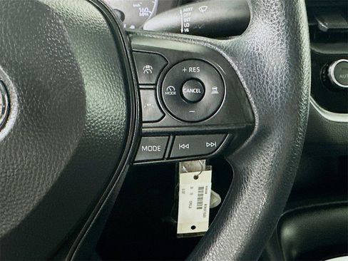 Used 2024 Toyota Corolla LE image 24