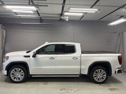 Used 2021 GMC Sierra 1500 Denali w/ Denali Ultimate Package AWD/4WD image 32