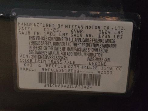 Used 2025 Nissan Versa S FWD image 33