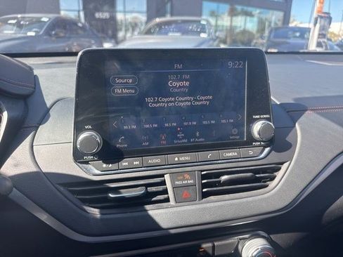 Used 2019 Nissan Altima 2.5 SR FWD image 15