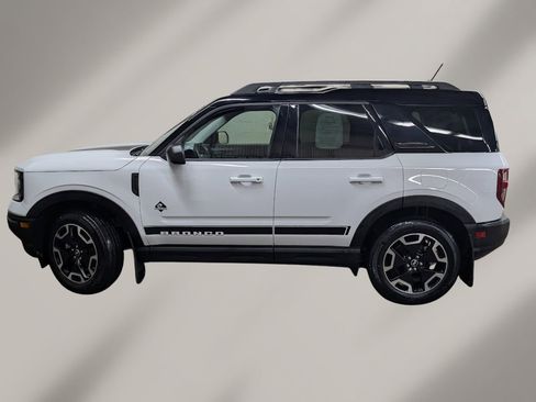 Used 2024 Ford Bronco Sport Outer Banks w/ Tech Package image 3