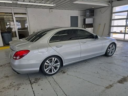 Used 2018 Mercedes-Benz C 300 4MATIC Sedan image 6