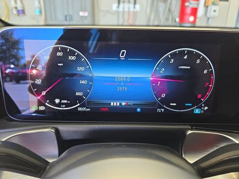 Certified 2025 Mercedes-Benz GLB 250 image 22