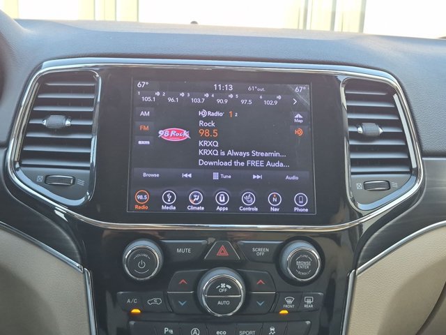 Used 2019 Jeep Grand Cherokee Limited w/ Trailer Tow Group IV AWD/4WD image 15