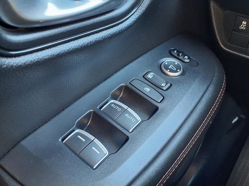 Used 2024 Honda HR-V Sport image 9