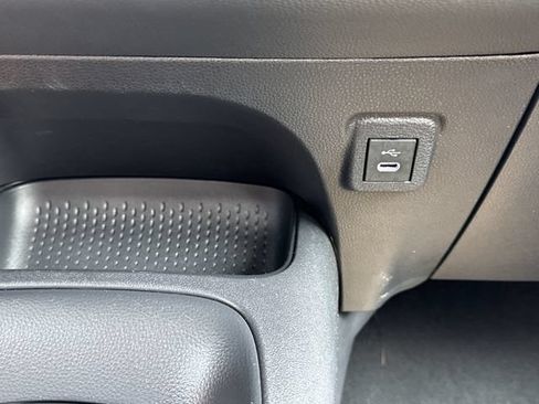 Used 2025 Toyota Corolla LE FWD image 20