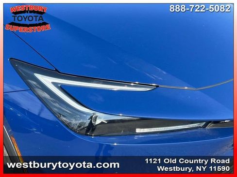 Used 2023 Toyota Prius LE image 11