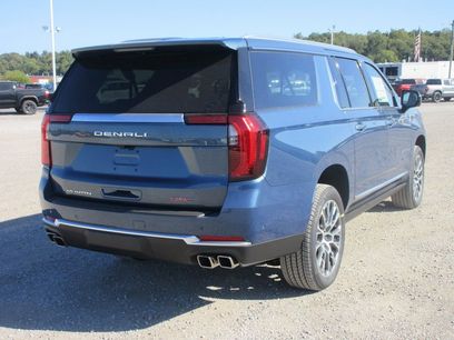 New 2026 GMC Yukon XL Denali w/ Sun & Power Step Package