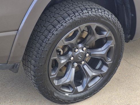 Used 2021 RAM 1500 Limited w/ Night Edition image 7
