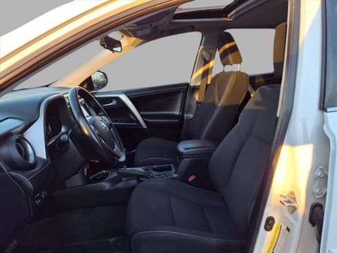 Used 2017 Toyota RAV4 XLE image 20