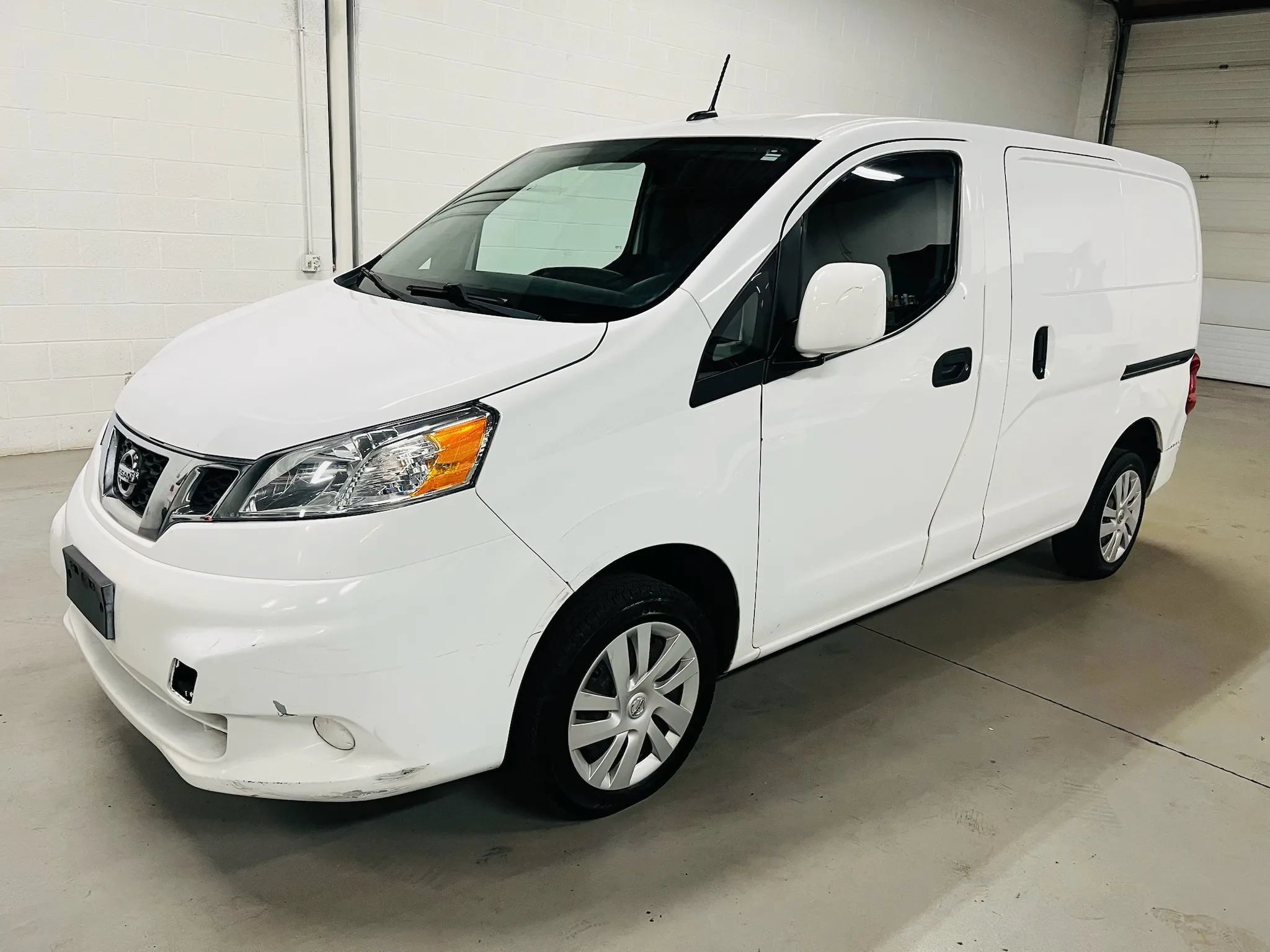 Used 2019 Nissan NV200 SV w/ Navigation Package FWD image 2