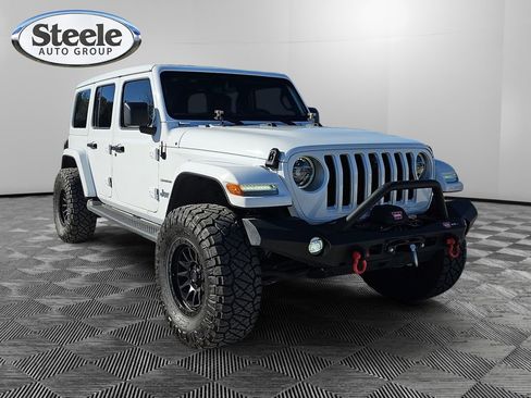 Used 2021 Jeep Wrangler Unlimited Sahara w/ Cold Weather Group image 7