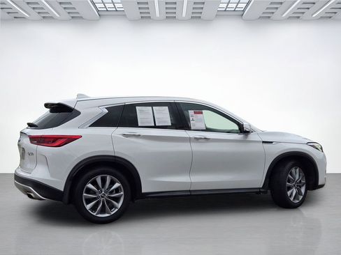Used 2019 INFINITI QX50 Pure AWD/4WD image 3