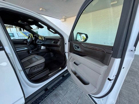 Used 2023 Chevrolet Tahoe Z71 w/ Max Trailering Package AWD/4WD image 16