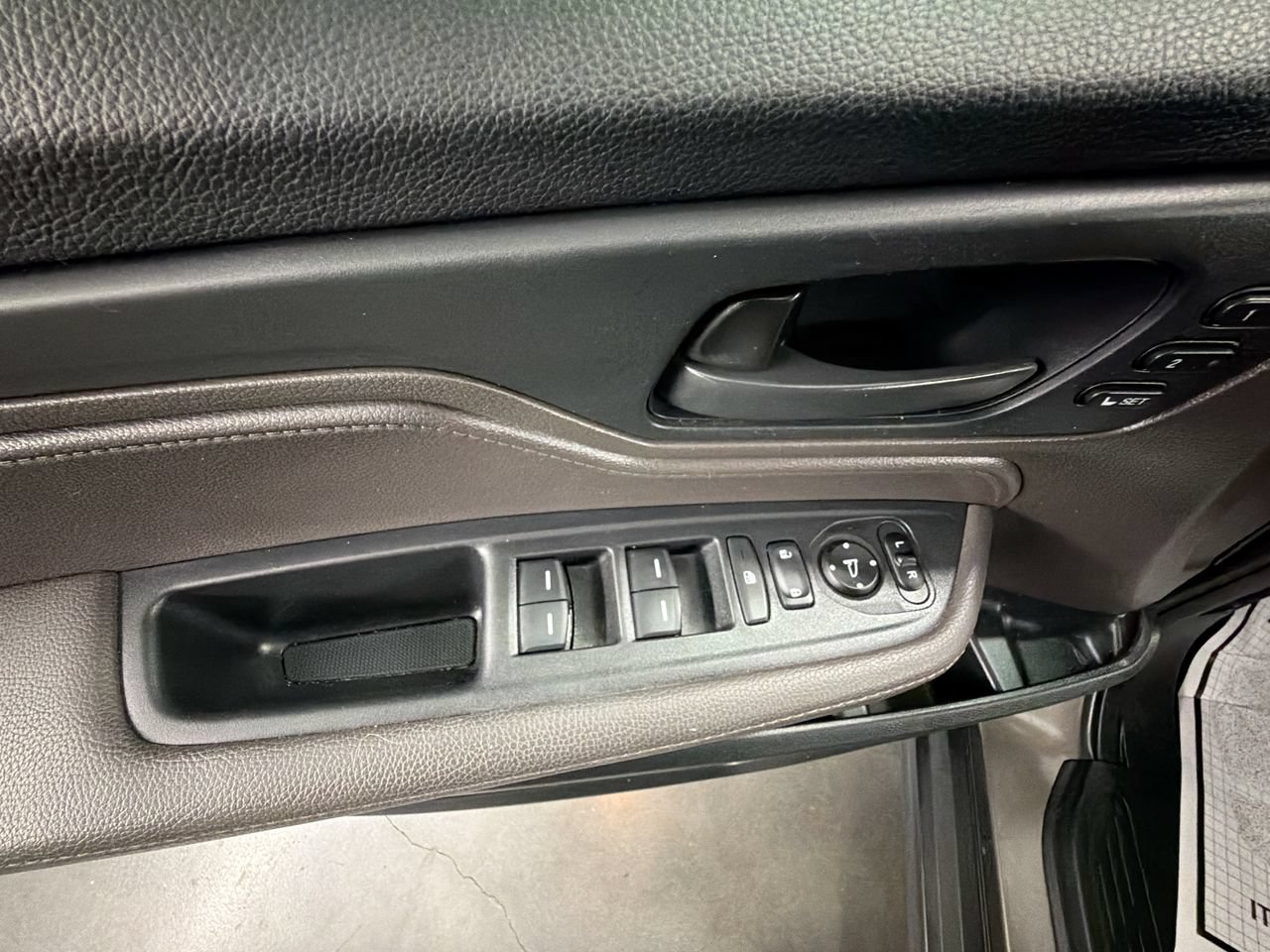 Used 2019 Honda Odyssey EX-L image 24