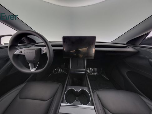 Used 2026 Tesla Model Y 2WD image 26