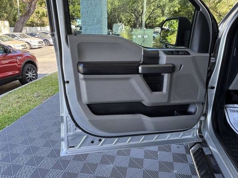 Used 2017 Ford F150 XLT w/ Equipment Group 302A Luxury RWD image 13
