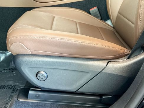 New 2026 Mercedes-Benz GLS 450 4MATIC image 17