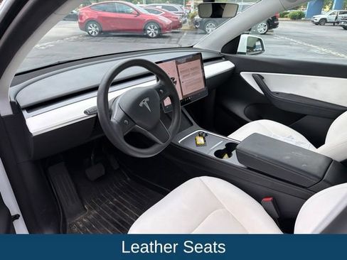 Used 2021 Tesla Model Y Long Range AWD/4WD image 5