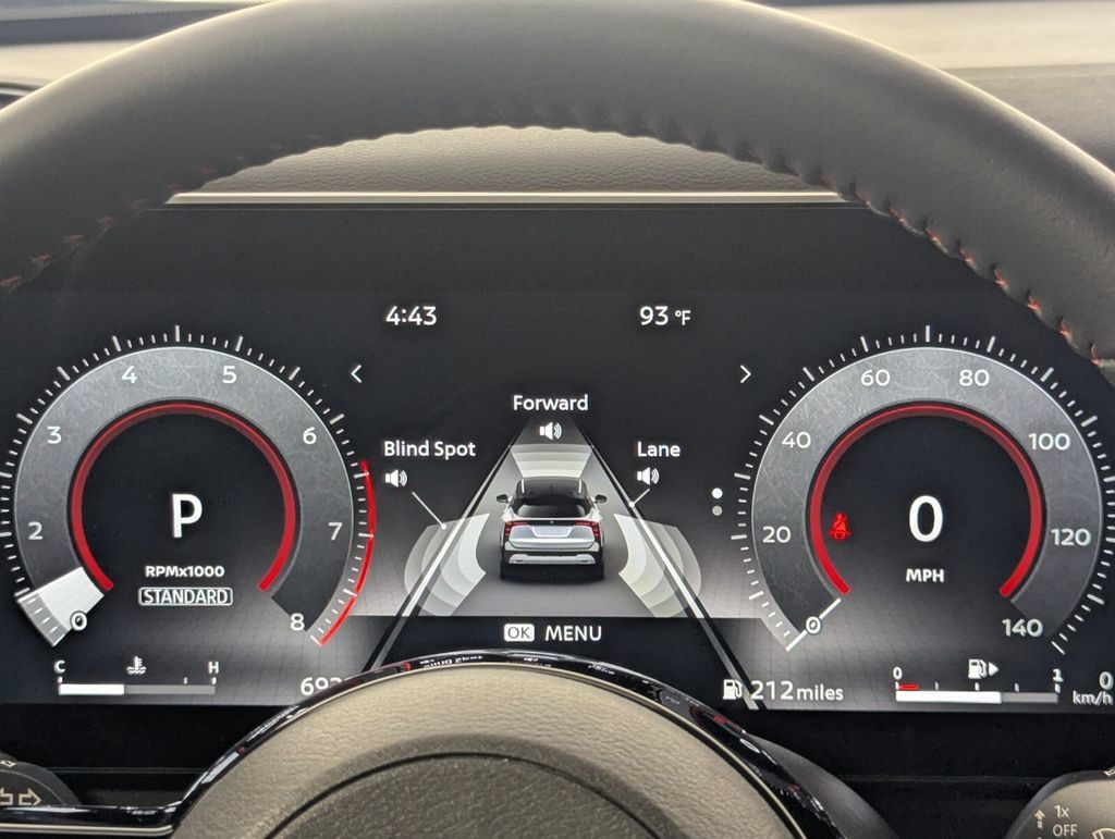 Used 2025 Nissan Kicks SR FWD image 16