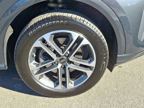 Certified 2025 Audi Q5 Premium w/ Convenience Package image 27