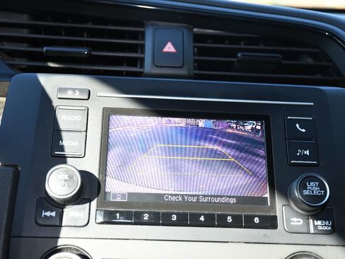 Used 2019 Honda Civic Sport image 32