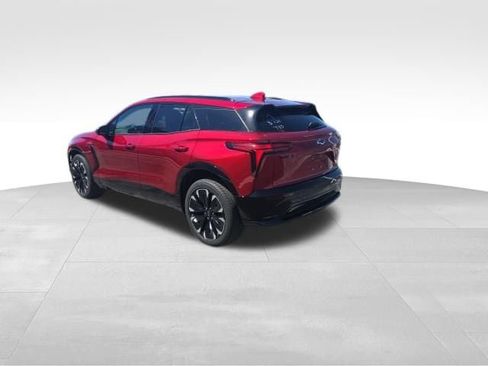 Certified 2025 Chevrolet Blazer EV RS AWD/4WD image 10