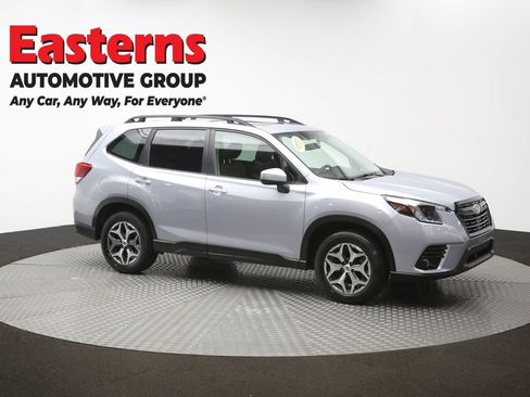 Used 2023 Subaru Forester Premium image 51