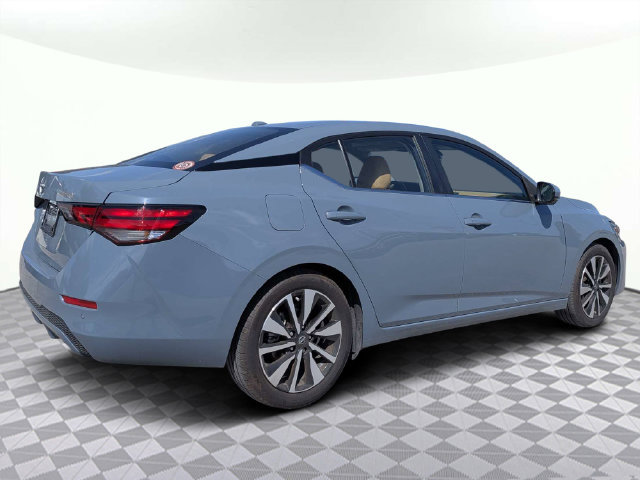 Used 2025 Nissan Sentra SV w/ SV Premium Package FWD image 4