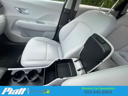 Used 2024 Hyundai Kona Limited FWD image 27