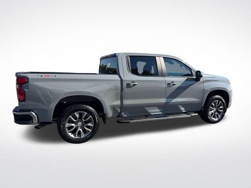 Used 2024 Chevrolet Silverado 1500 LT AWD/4WD image 8