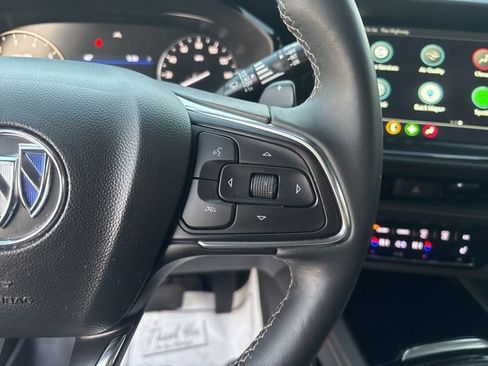 Used 2022 Buick Envision Preferred image 17